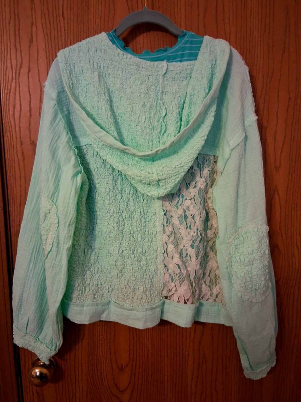 POL Mint Green Set Wide Leg Pants and Jacket with Lace Accents Size Small - Picture 10 of 12